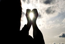 开云官网-篮球双星闪耀日，热火强势晋级东部决赛，福克斯欧冠半决赛接管比赛